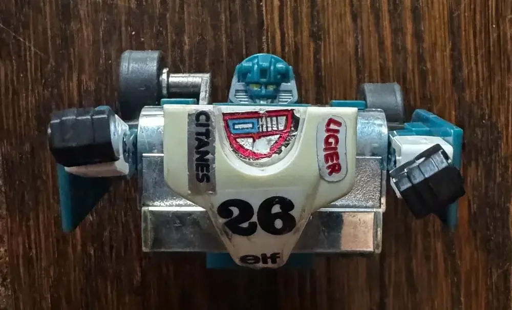 VINTAGE 1984 Transformers G1 Mirage Formula 1 Autobot w/ Weapons PARTS BROKEN